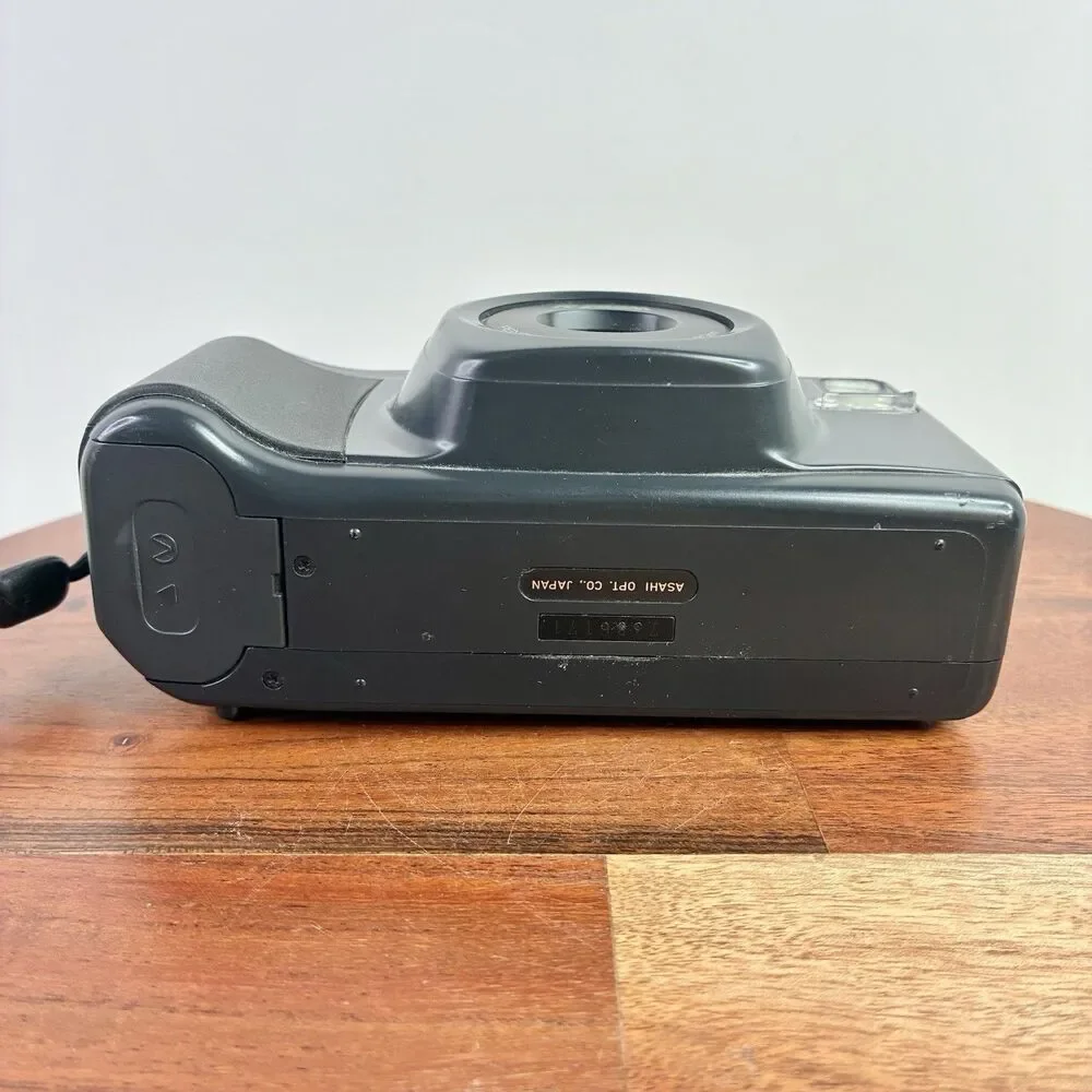 Pentax IQZoom 60 35mm Film Camera Autofocus Zoom Point & Shoot Untested *READ*
